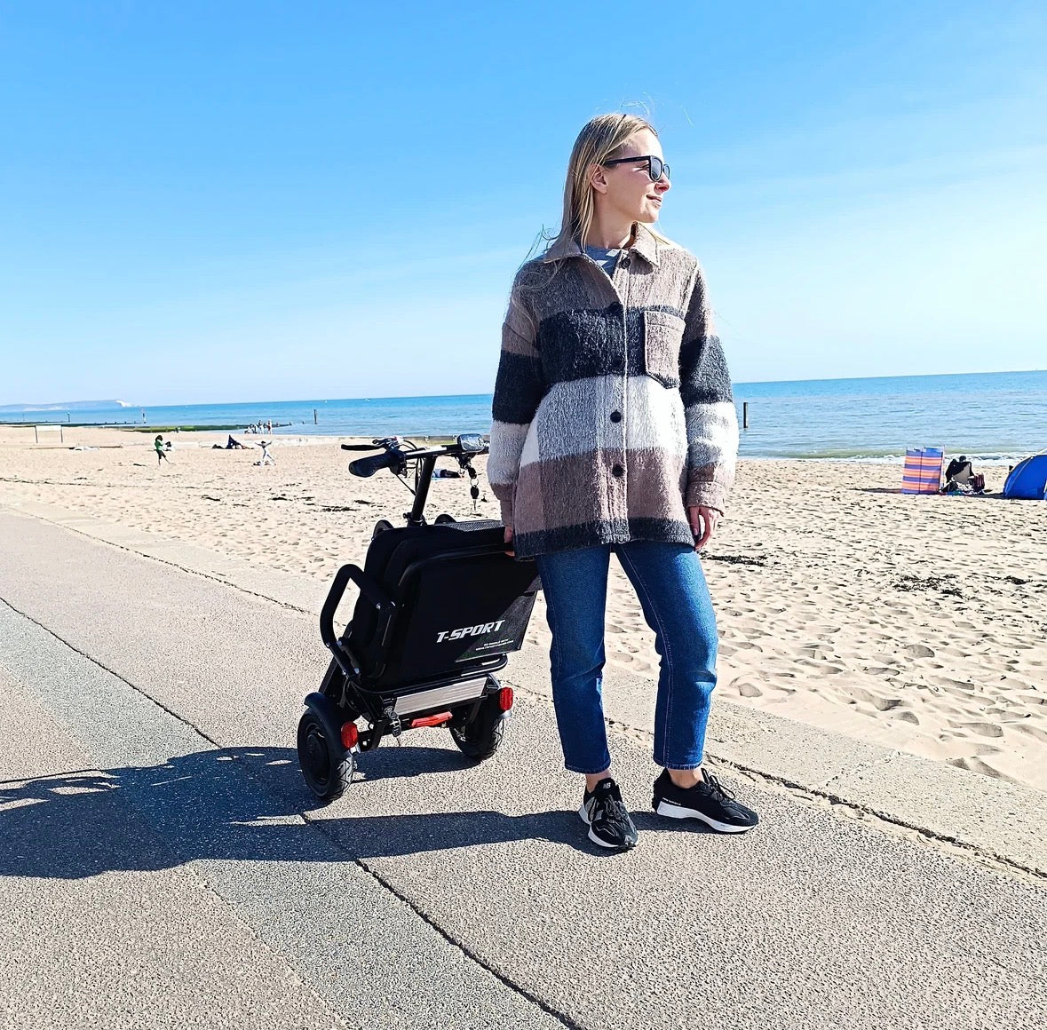 SCOTE-48350 Folding Mobility Scooter – 3 Wheel, Dual Motor 700W, 20 Mile Range